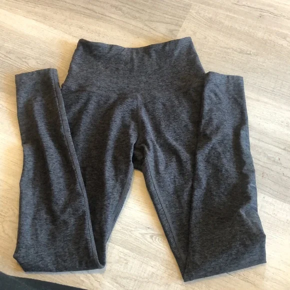 PURE BARRE BEYOND YOGA LEGGINGS SPACE GRAY - Picture 4 of 9